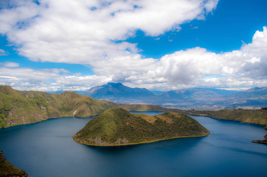 Laguna-de-Cuicocha2